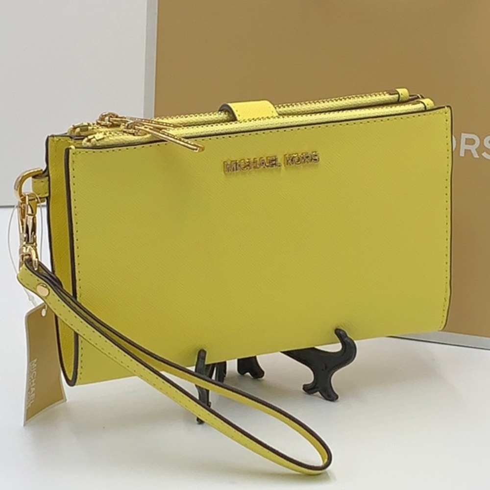 MICHAEL KORS LARGE DOUBLE ZIP WRISTLET WALLET SUNSHINE COLOR - Picture 1 of 13